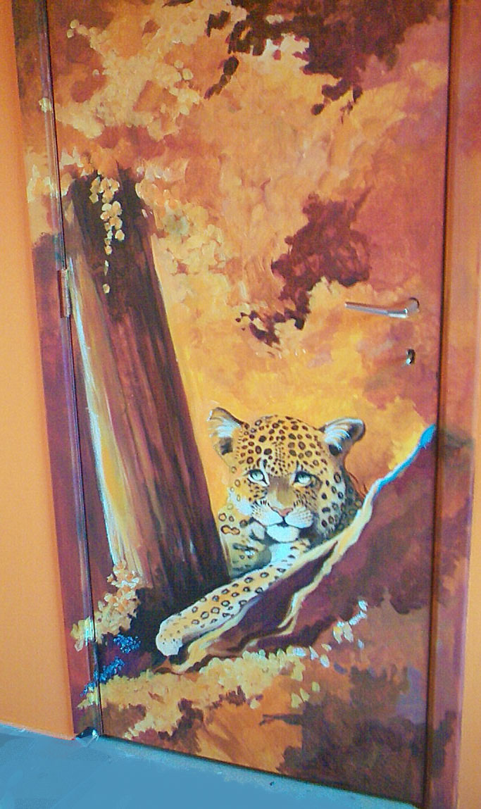Tiger on the door